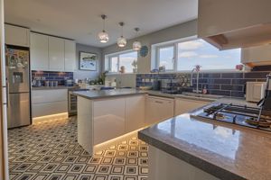 Kitchen- click for photo gallery